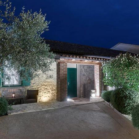 فيلا House Dragan 1231 بولا المظهر الخارجي الصورة