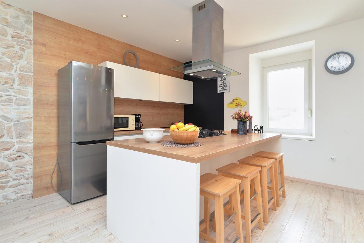 فيلا House Dragan 1231 بولا المظهر الخارجي الصورة