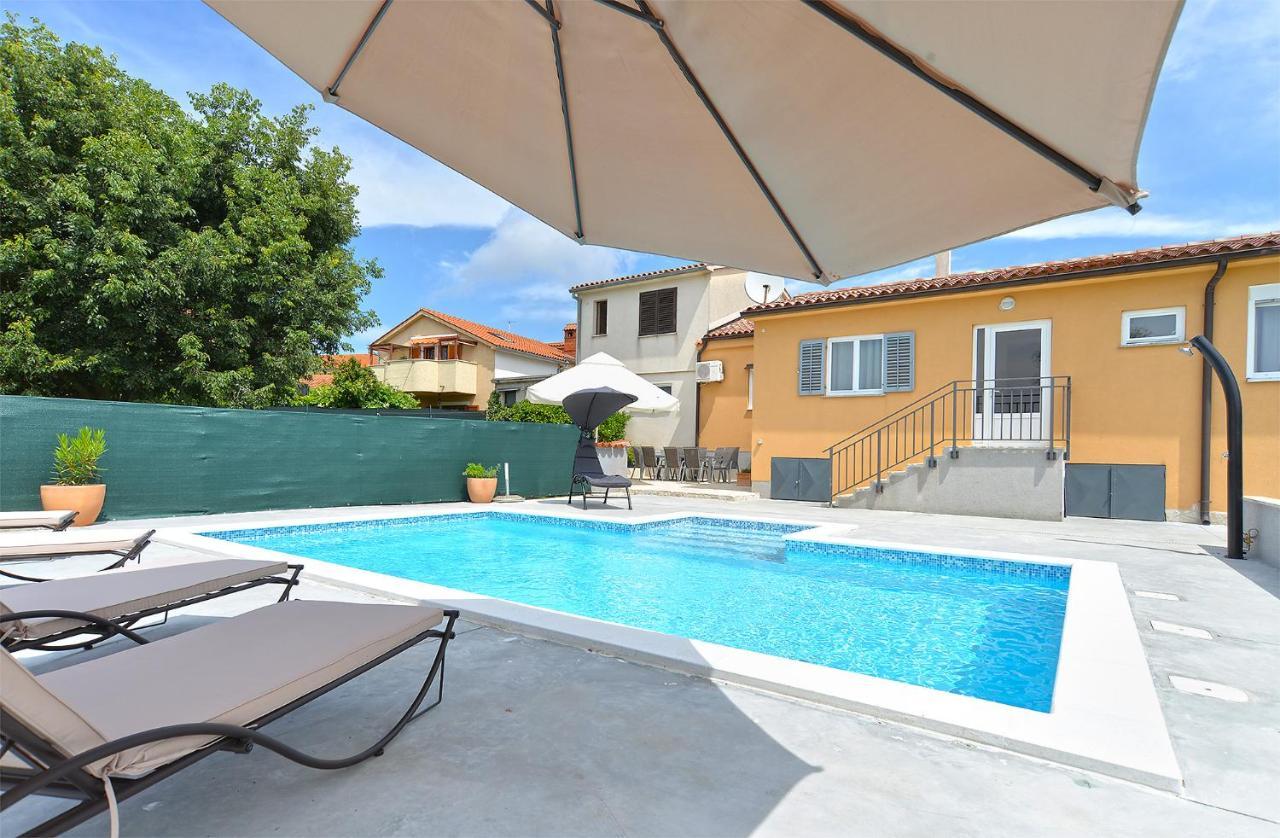 فيلا House Dragan 1231 بولا المظهر الخارجي الصورة