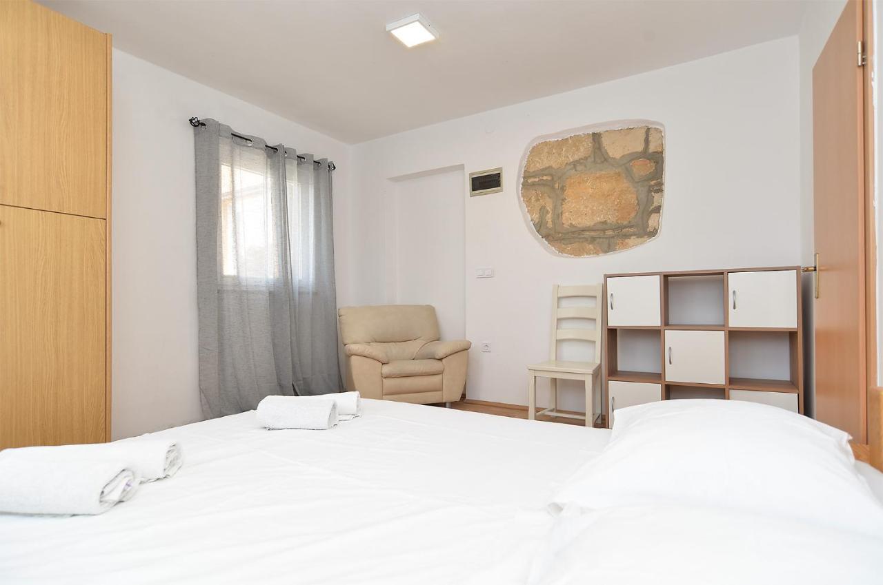 فيلا House Dragan 1231 بولا المظهر الخارجي الصورة