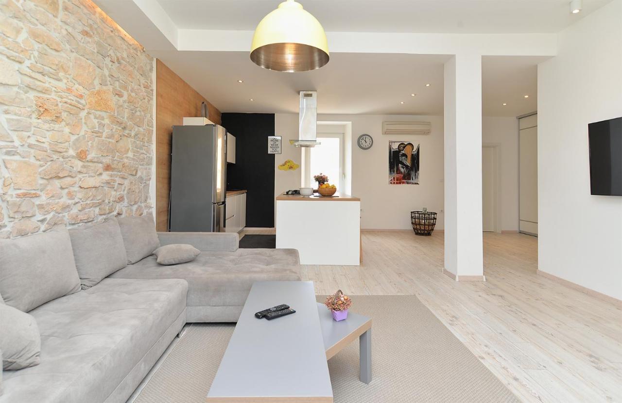 فيلا House Dragan 1231 بولا المظهر الخارجي الصورة