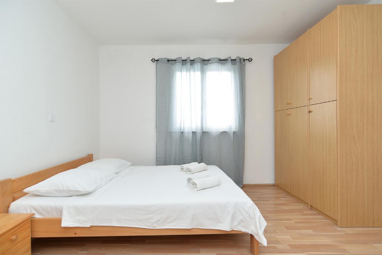 فيلا House Dragan 1231 بولا المظهر الخارجي الصورة