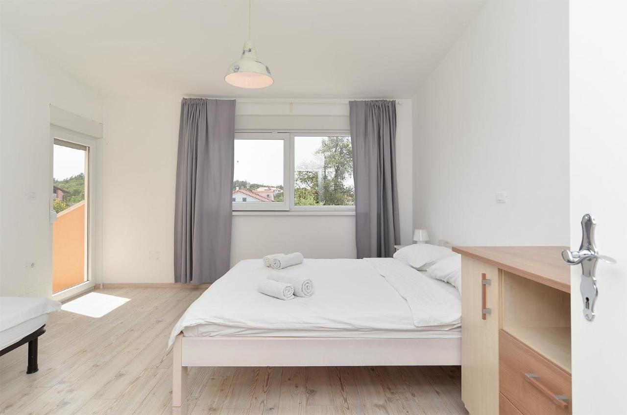 فيلا House Dragan 1231 بولا المظهر الخارجي الصورة