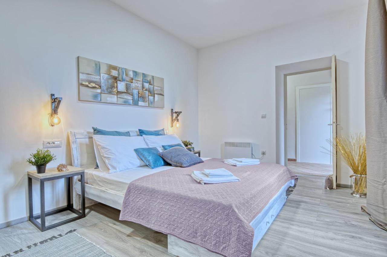 فيلا House Dragan 1231 بولا المظهر الخارجي الصورة
