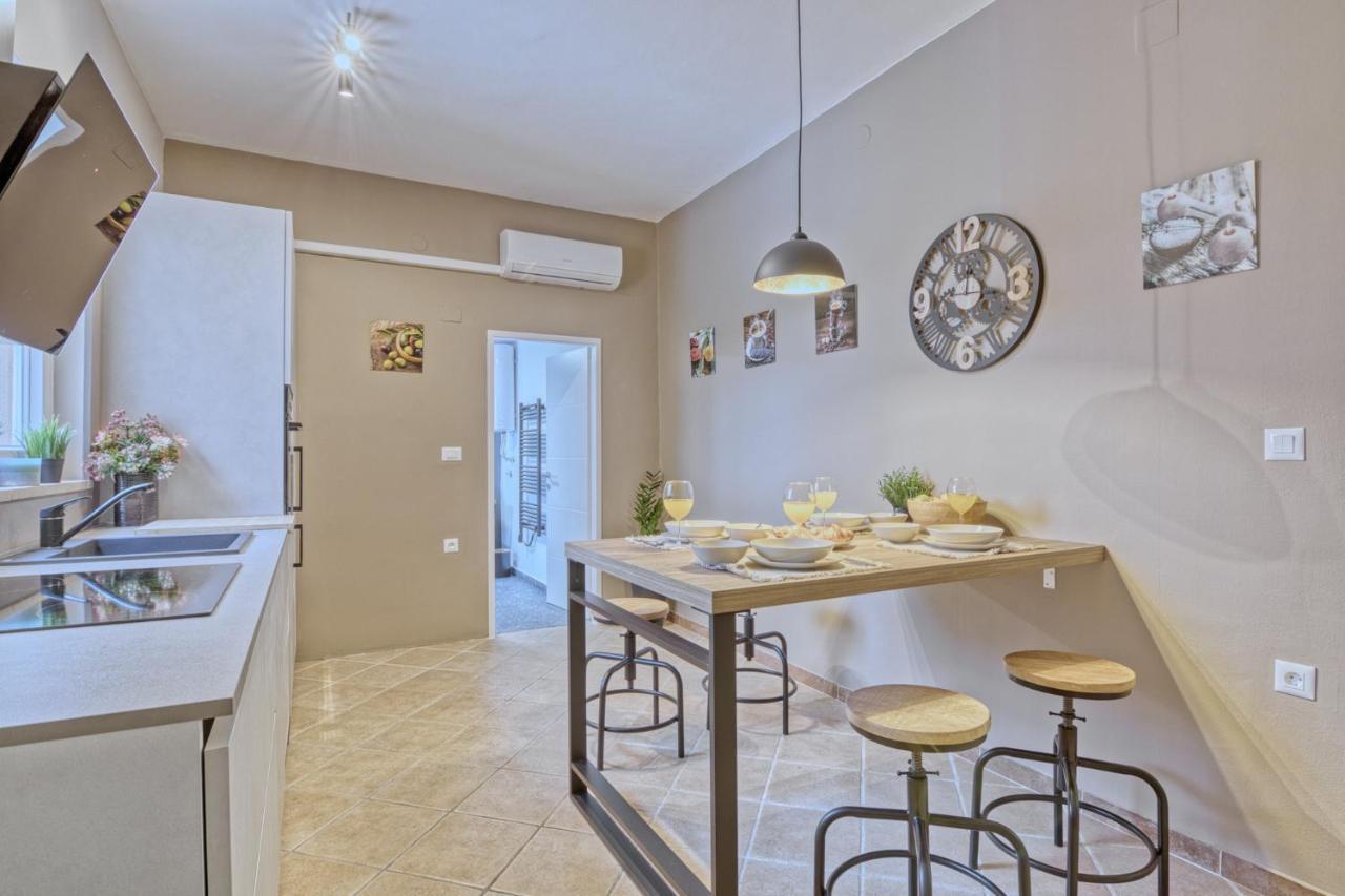 فيلا House Dragan 1231 بولا المظهر الخارجي الصورة
